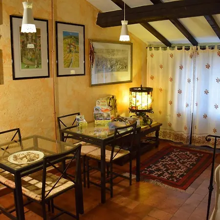 Casa Vacanze Rossopeperoncino * Massa Martana